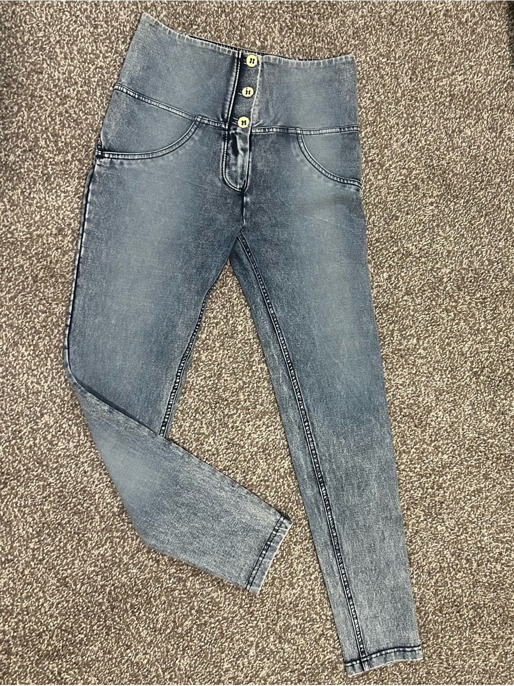 Freddy High-Waist Skinny Jeggings in Faded Blue